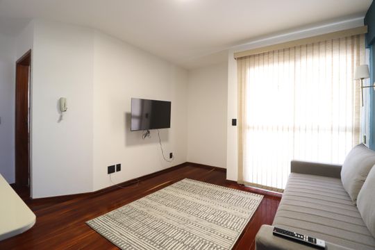 Sala de apartamento para alugar com 1 quarto, 48m² em Saraiva, Uberlândia