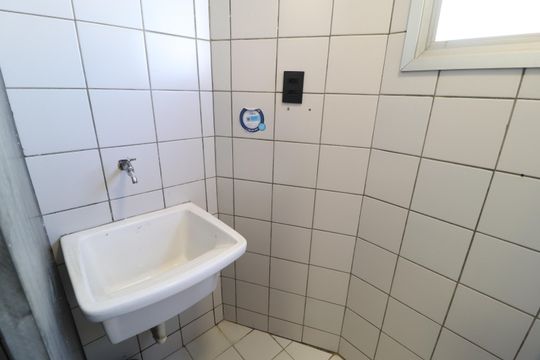 Área de Serviço de apartamento para alugar com 1 quarto, 48m² em Saraiva, Uberlândia