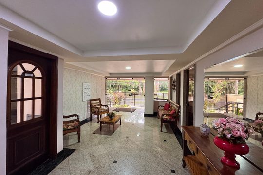 Sala de apartamento para alugar com 3 quartos, 193m² em Rec. dos Bandeirant, Rio de Janeiro