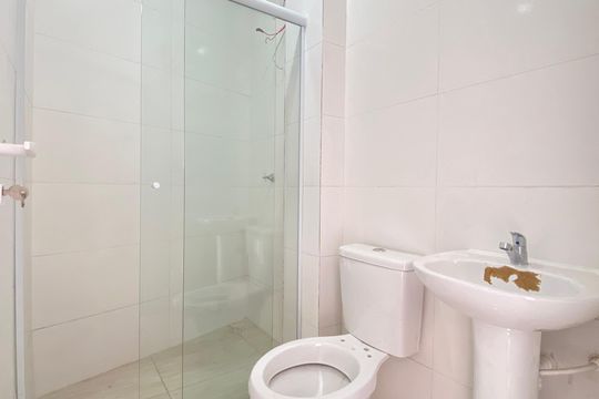 Banheiro de apartamento para alugar com 1 quarto, 40m² em Aliança, Osasco