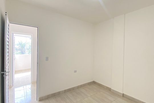 Quarto 2 de apartamento para alugar com 2 quartos, 40m² em Aliança, Osasco