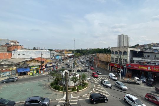 Área de Serviço - Vista de apartamento para alugar com 1 quarto, 55m² em Aliança, Osasco