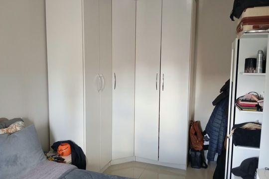 Quarto de apartamento à venda com 2 quartos, 74m² em Sarandi, Porto Alegre