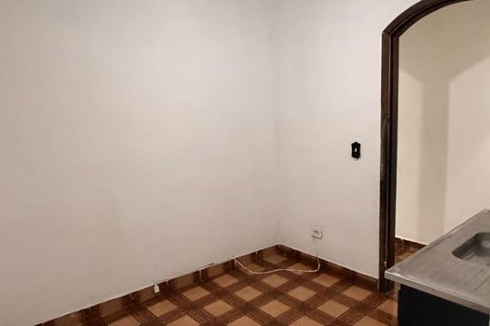 Cozinha de casa para alugar com 1 quarto, 30m² em Vila Marina, São Paulo