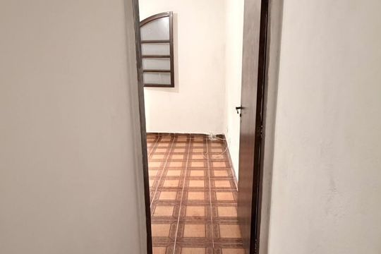 Corredor de casa para alugar com 1 quarto, 30m² em Vila Marina, São Paulo