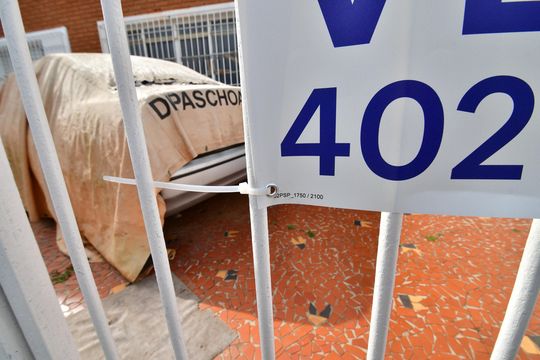 Placa de casa à venda com 2 quartos, 104m² em Parque Taquaral, Campinas