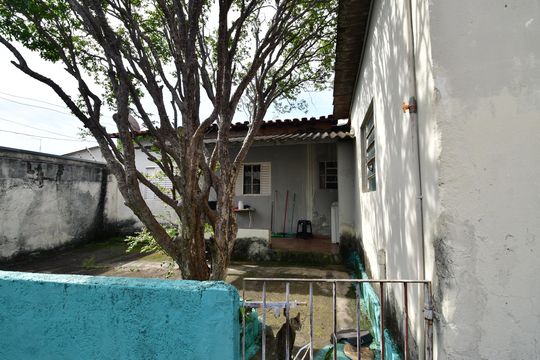 Quintal de casa à venda com 2 quartos, 104m² em Parque Taquaral, Campinas