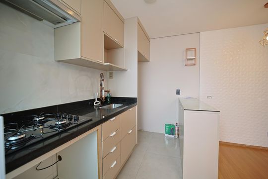 Cozinha de apartamento para alugar com 2 quartos, 44m² em Vila Cosmopolita, São Paulo