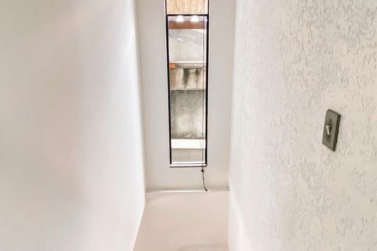 Escada  de casa à venda com 4 quartos, 168m² em Jardim Santo Antonio, São Paulo