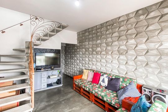 Sala de casa à venda com 4 quartos, 168m² em Jardim Santo Antonio, São Paulo