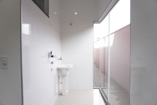 Area de serviço próximo da sala de casa para alugar com 2 quartos, 110m² em Vila Boa Vista, São Carlos