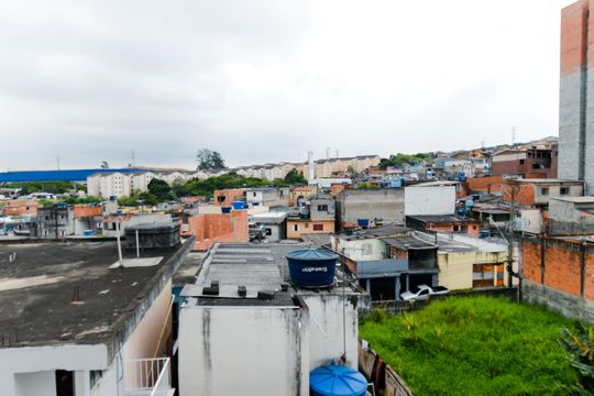 Vista Quarto 2  de casa à venda com 5 quartos, 725m² em Jardim Centenario, Guarulhos