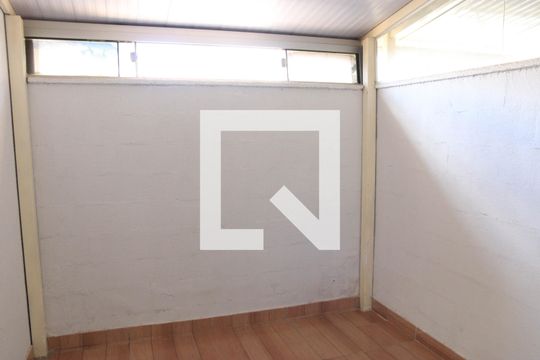 Varanda de apartamento à venda com 2 quartos, 55m² em Jardim Novo Mundo, Goiânia