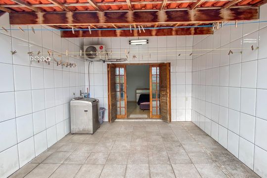 Casa à venda com 2 quartos, 73m² em Vila Araguaia, São Paulo