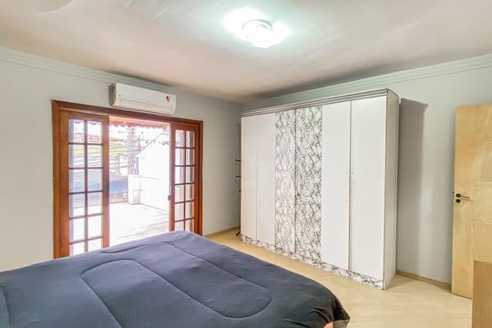 Quarto 1 de casa à venda com 2 quartos, 73m² em Vila Araguaia, São Paulo