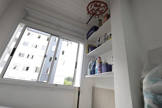 Cozinha e Área de Serviço de apartamento à venda com 2 quartos, 46m² em Vila Alzira, Santo André
