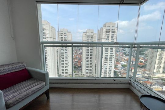 Sala de apartamento à venda com 2 quartos, 65m² em Ferreira, São Paulo