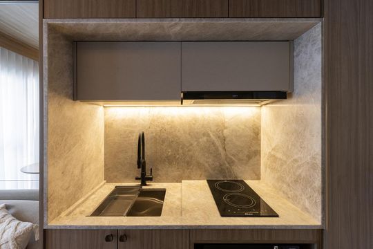 Cozinha de apartamento para alugar com 1 quarto, 26m² em Vila Nova Conceição, São Paulo