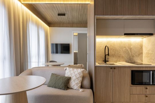 Cozinha de apartamento para alugar com 1 quarto, 26m² em Vila Nova Conceição, São Paulo