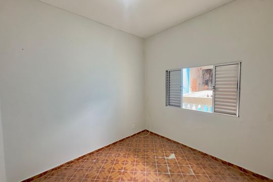 Casa para alugar com 3 quartos, 210m² em Jardim Angelica, Guarulhos