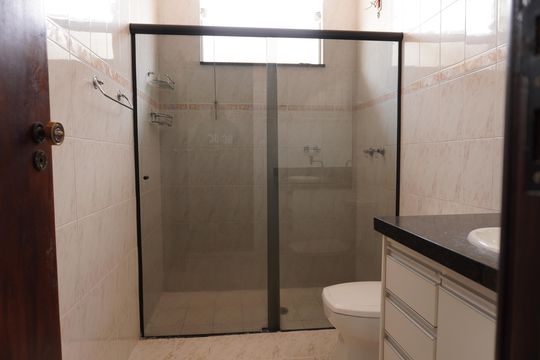 Banheiro Social de casa para alugar com 3 quartos, 160m² em Jardim Cruzeiro do Sul, São Carlos