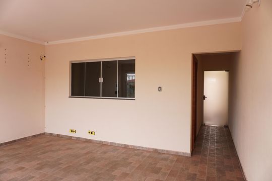 Garagem de casa para alugar com 3 quartos, 160m² em Jardim Cruzeiro do Sul, São Carlos
