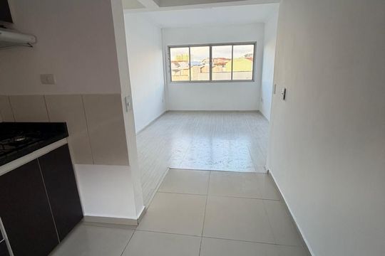 Cozinha de apartamento para alugar com 2 quartos, 60m² em Vila Pires, Santo André