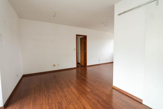 Sala de apartamento para alugar com 4 quartos, 120m² em Buritis, Belo Horizonte