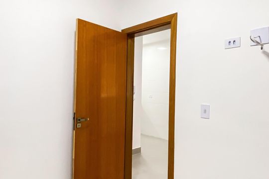 Quarto 1 de apartamento para alugar com 2 quartos, 37m² em Vila Santa Teresa, São Paulo