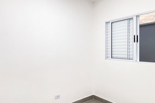 Quarto 2 de apartamento para alugar com 2 quartos, 37m² em Vila Santa Teresa, São Paulo