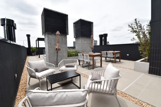 Área comum de kitnet/studio para alugar com 1 quarto, 22m² em Água Verde, Curitiba