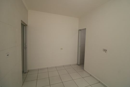 Sala/Cozinha de casa para alugar com 1 quarto, 32m² em Vila Margarida, São Paulo