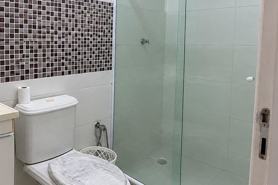Banheiro 2 de casa de condomínio à venda com 2 quartos, 98m² em Campo Grande, Rio de Janeiro