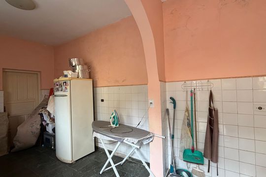Casa para alugar com 4 quartos, 1000m² em Vila Santa Terezinha, Carapicuíba