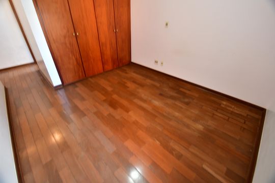 Apartamento à venda com 3 quartos, 196m² em Cambuí, Campinas