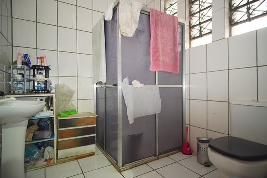 Banheiro da Suíte de apartamento à venda com 3 quartos, 96m² em Moinhos de Vento, Porto Alegre