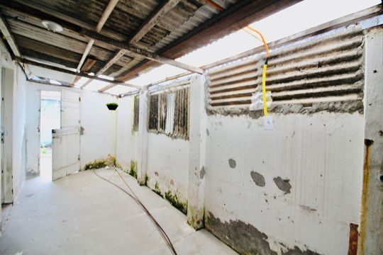 Quintal de casa para alugar com 2 quartos, 80m² em Jardim Silva Teles, São Paulo