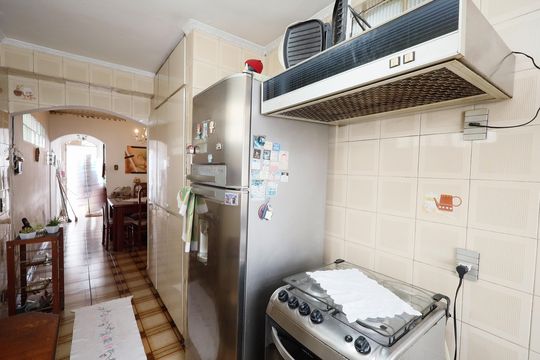 Cozinha - Armários de casa para alugar com 3 quartos, 400m² em Vila Mazzei, São Paulo