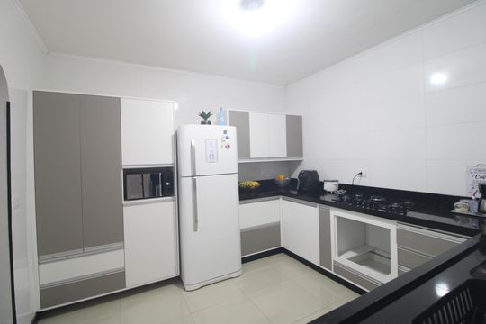 Cozinha de casa à venda com 3 quartos, 169m² em Jardim Guanabara, São Paulo