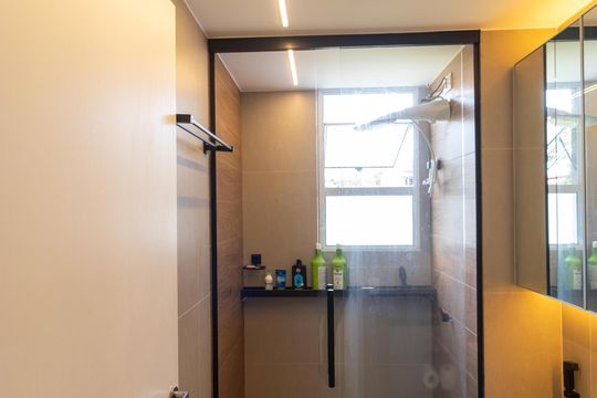 Banheiro de apartamento para alugar com 2 quartos, 44m² em Jardim São Gabriel, Campinas