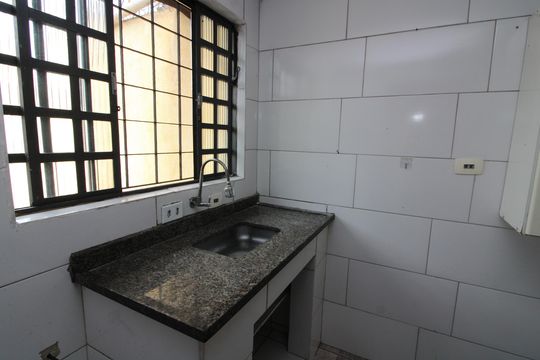 Cozinha de casa para alugar com 1 quarto, 50m² em Penha de França, São Paulo
