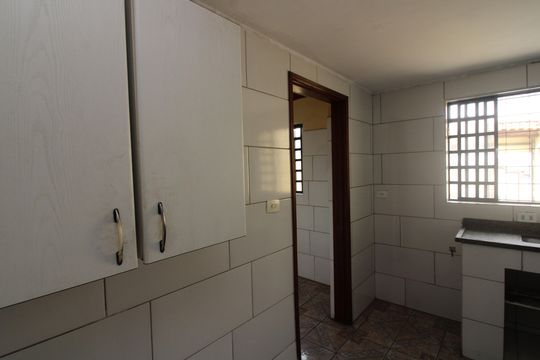 Cozinha de casa para alugar com 1 quarto, 50m² em Penha de França, São Paulo