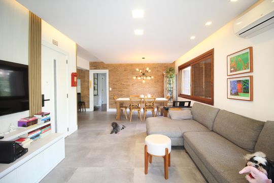 Apartamento para alugar com 3 quartos, 150m² em Petrópolis, Porto Alegre