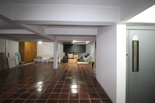 Garagem de apartamento para alugar com 3 quartos, 150m² em Petrópolis, Porto Alegre