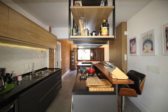 Cozinha de apartamento para alugar com 3 quartos, 150m² em Petrópolis, Porto Alegre