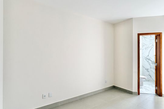 Suíte 2 de casa à venda com 2 quartos, 120m² em Vila Carolina, São Paulo