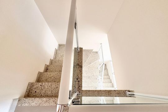 Escada de casa à venda com 2 quartos, 120m² em Vila Carolina, São Paulo
