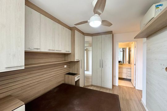 Suíte de apartamento para alugar com 2 quartos, 98m² em Barra Olímpica, Rio de Janeiro