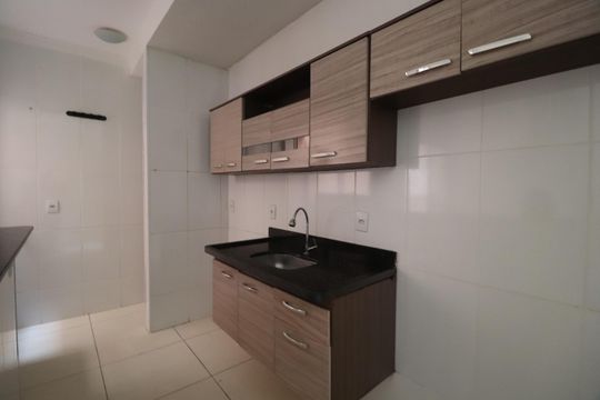 Cozinha de apartamento para alugar com 2 quartos, 65m² em Granada, Uberlândia