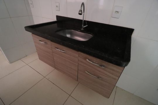 Cozinha de apartamento para alugar com 2 quartos, 65m² em Granada, Uberlândia